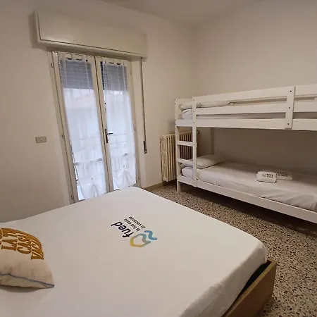 Cv007 - Cervia, Nuovo Bilocale Con Balcone Sul Lungomare * 체르비아