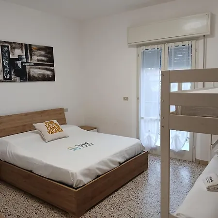 Cv007 - Cervia, Nuovo Bilocale Con Balcone Sul Lungomare Cervia
