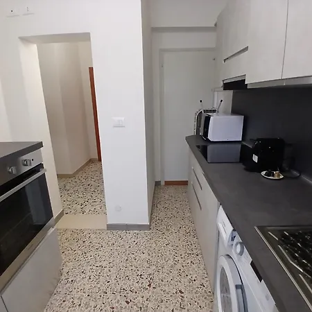 Cv007 - Cervia, Nuovo Bilocale Con Balcone Sul Lungomare